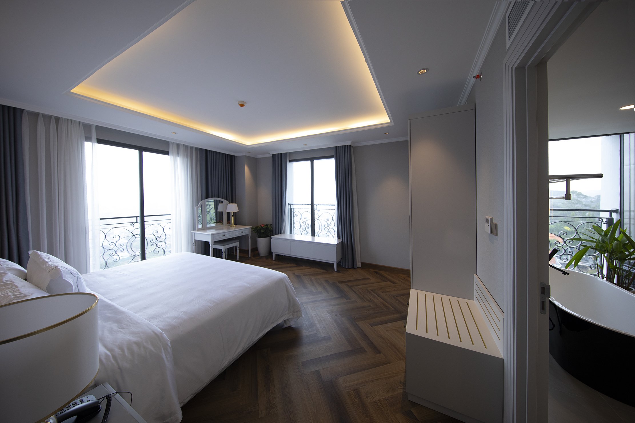 Executive Suite