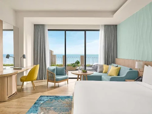 Standard Ocean Cabana 1 King Bed
