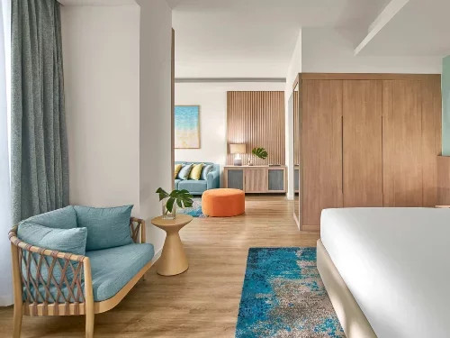 One King Bed Suite