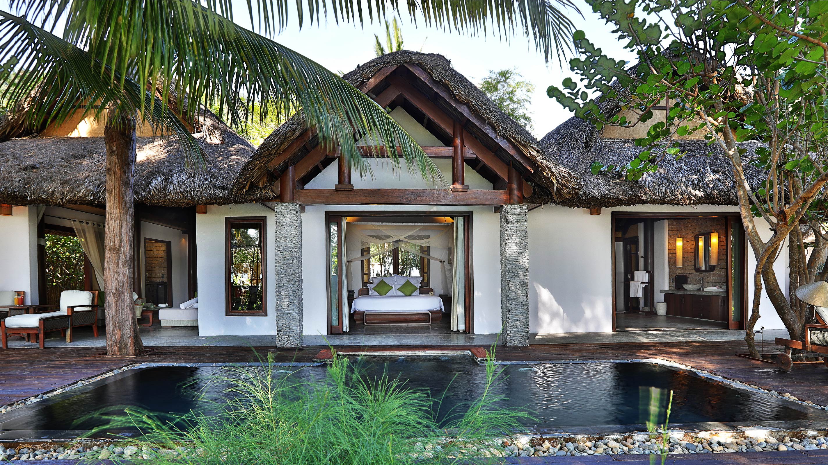 Lagoon Pool Villa