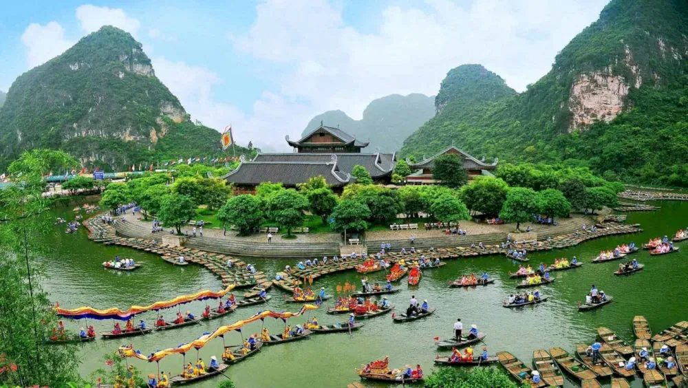Incense Village Private Tour from Hanoi to Ninh Binh Old Capital 1