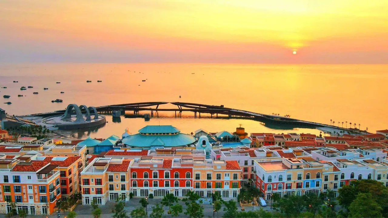 DISCOVER The South+Hon Thom cable car Phu Quoc Island 5