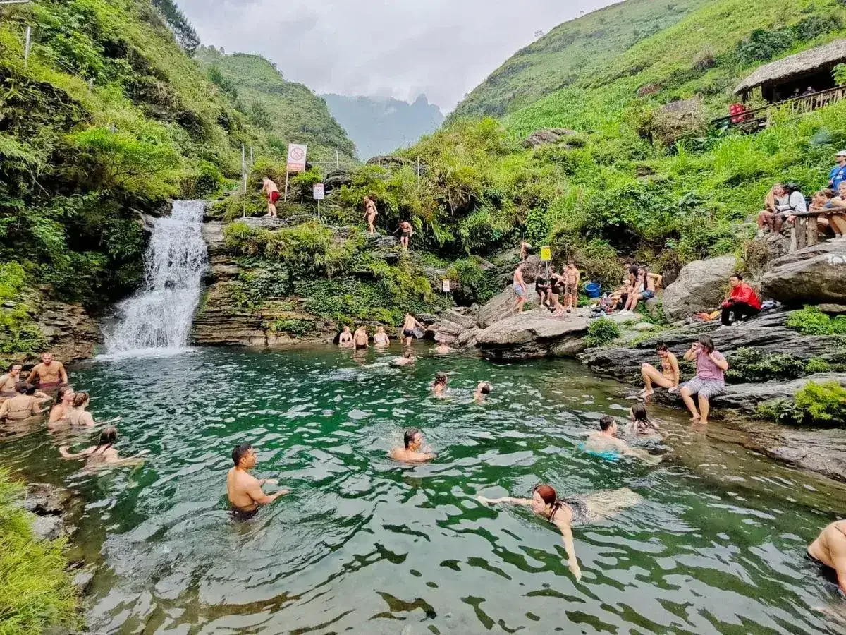 Ha Giang Loop 4-Day 3-Night Tour 3