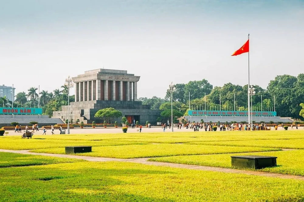 Hanoi – Ninh Binh – Ha Long – Noi Bai Airport 4 Days 3 Nights 5