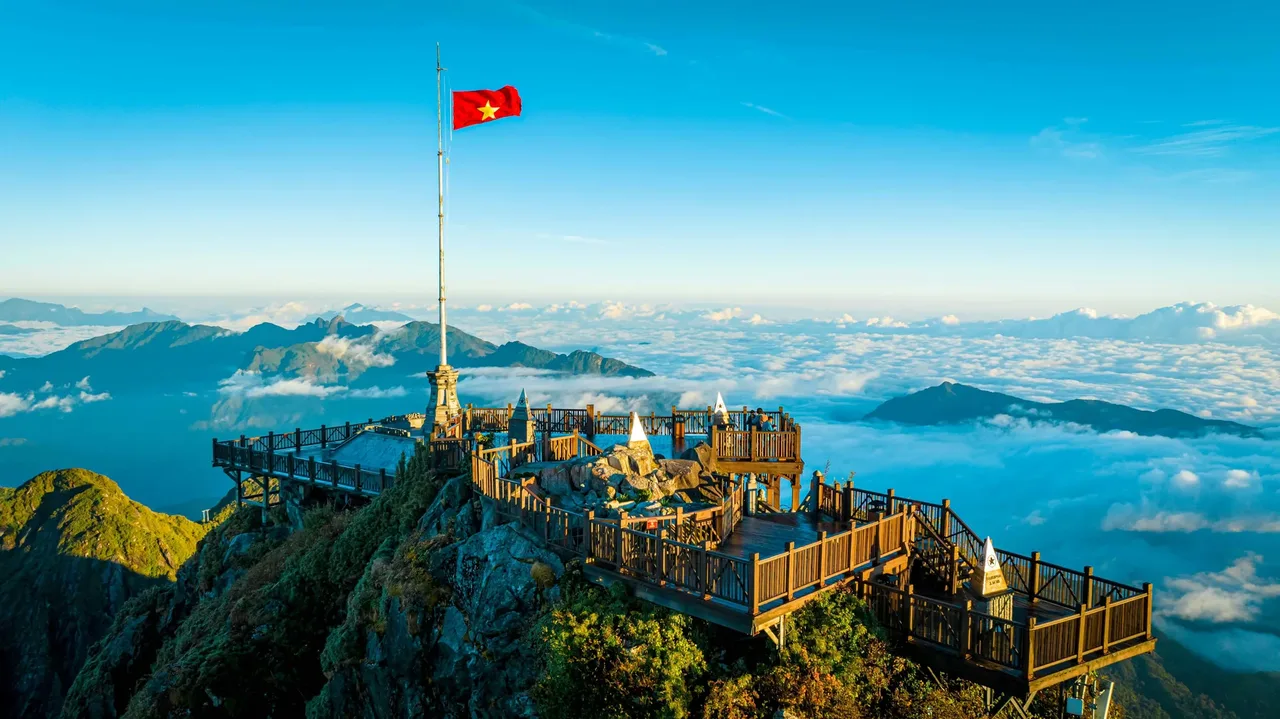 Hanoi – Ninh Binh – Ha Long – Sapa 5 Days 4 Nights 1