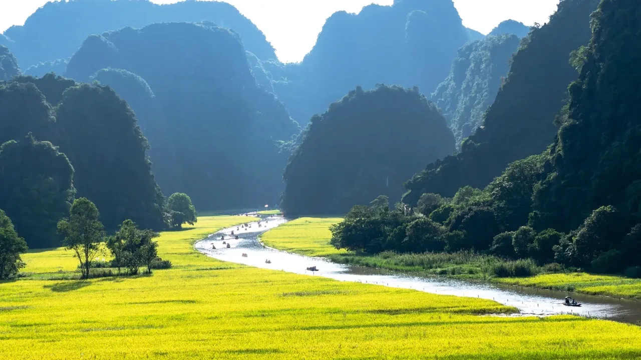 From Quang Phu Cau Incense Village To Hoa Lu Trang An Private Tour 2