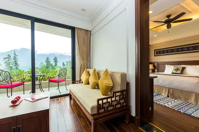 Silk Path Grand Sapa Resort & Spa – Balcony Junior Suite