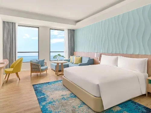 Holiday Inn Resort Hồ Tràm Beach – Standard Ocean View 1 King Bed