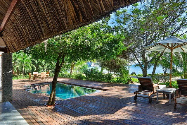 Khu nghỉ dưỡng L'alya Ninh Van Bay – Beach Front Pool Villa