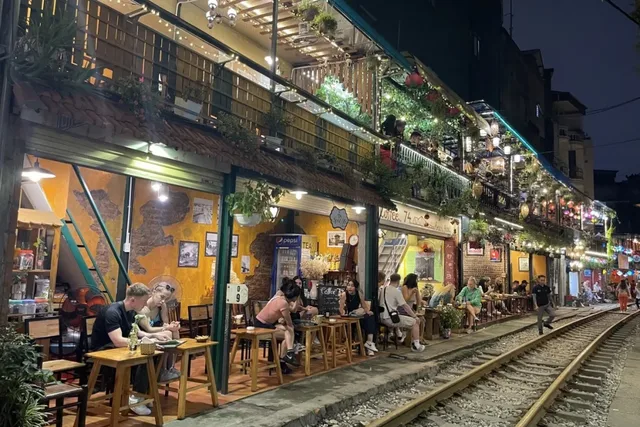 Hanoi Train Street & Nightlife Street Food Tour By Motorbike