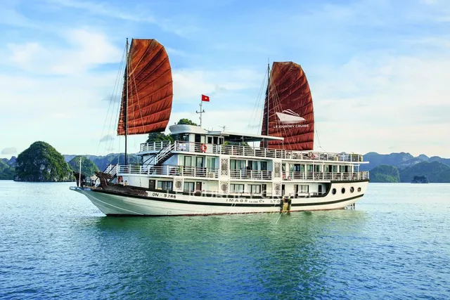Hanoi - Ha Long 2D1N (limousine,overnight on Le Journey cruise/Deluxe cabin)