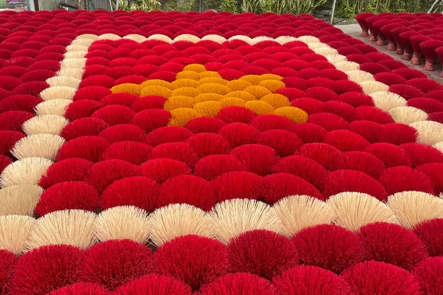 Discovering the Incense Village: A Jewel of Local Craftsmanship